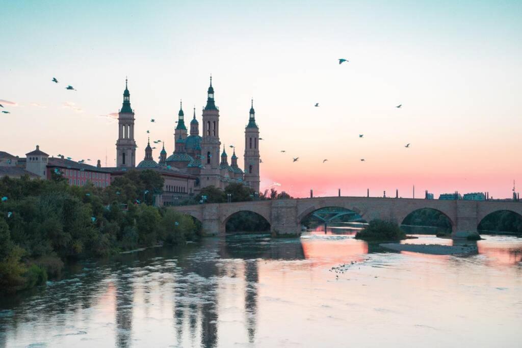Apartamento Unico En Plaza Del Pilar Saragoça Exterior foto